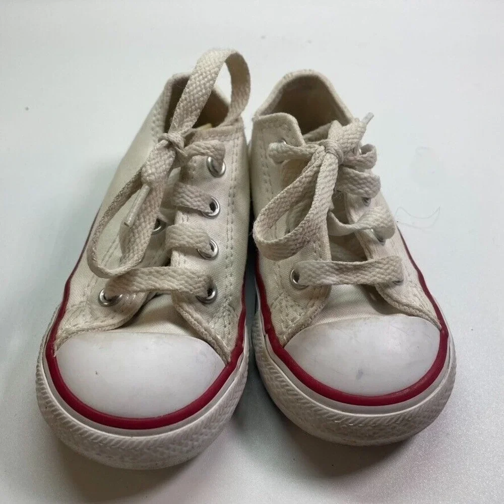 Lot of 2 Converse All Star Toddler Size 6 Black and white Canvas Low Top Lace up